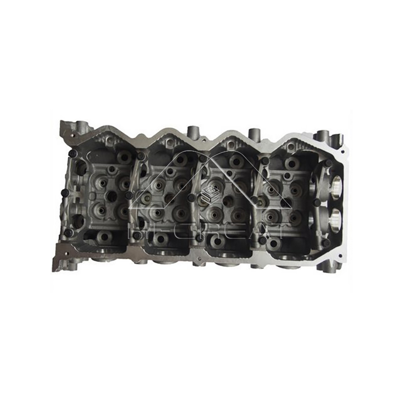 Engine Cylinder Head - Culasse de moteur YD25 pour Nissan